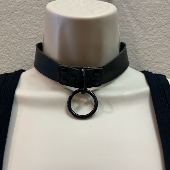 Jewelry - All Black Vegan Leather O Ring Choker